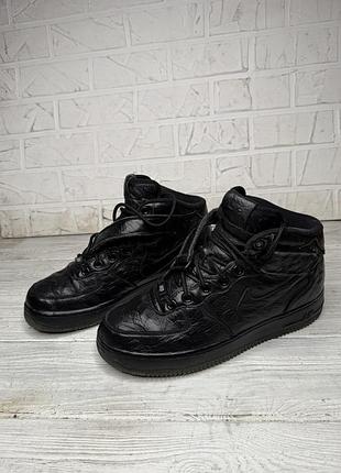 Крутые черные кроссовки nike air force 4
