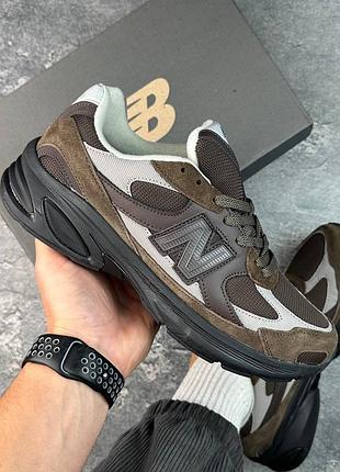 Кроссовки коричневые new balance
