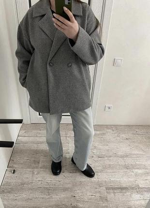 Нове тонке стильне пальто оверсайз 52-54 р zara