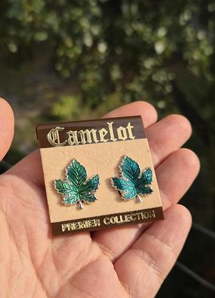 Вінтажні кліпси від camelot 3
