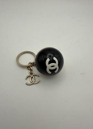 Chanel брелок підвіска