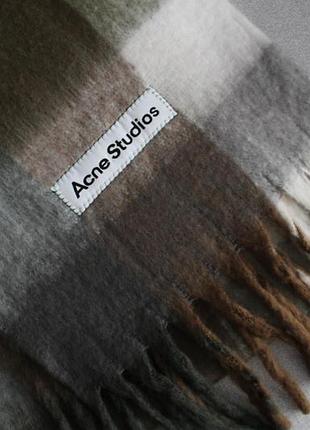 Мега обʼємний шарф в клітинку acne studios чудове поєднання кольорів