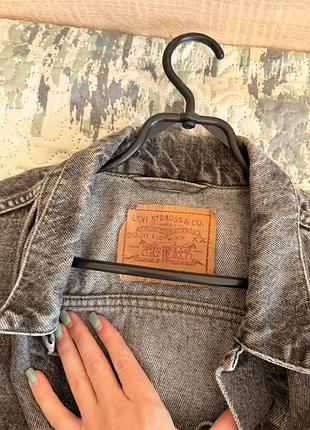 Джинсова куртка levi's сіра 8