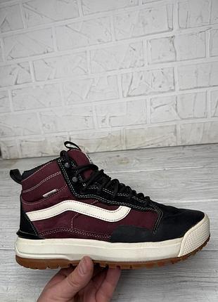 Крутые зимние кеды ботинки vans ultrarange exo hi mte
