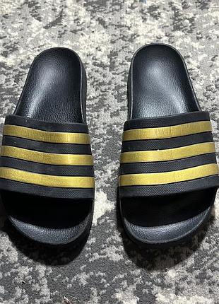 Шльопанці чоловічі adidas чорні