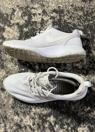 Кросівки nike roshe one білі 2