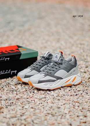 Зимові кросівки 41-45 yeezy 700 st grey orange