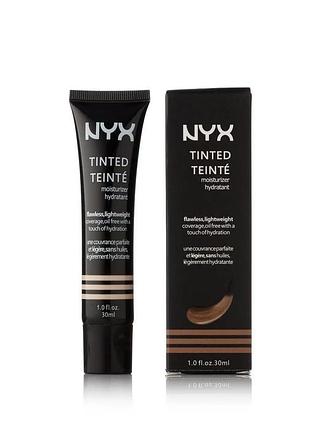 Тональний крем nyx tinted moisturizer