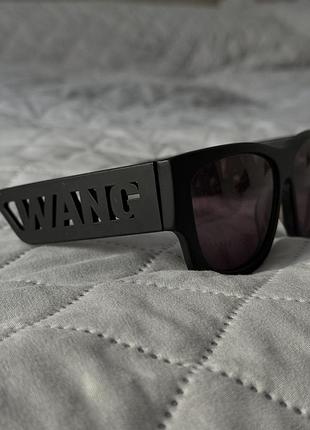 Сонцезахисні окуляри унісекс alexander wang x h&m чорні