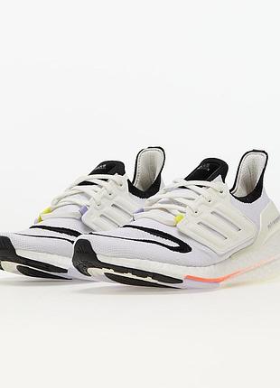 Кросівки жіночі adidas ultraboost 22 білі