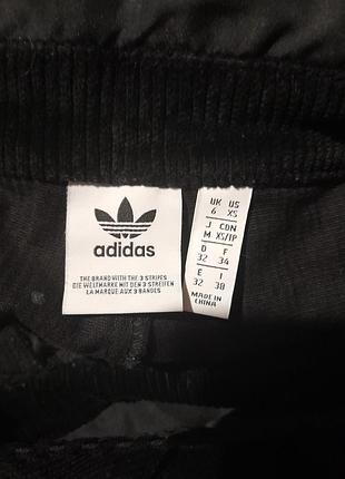 Комбинезон adidas в отличном состоянии, теплый. 8