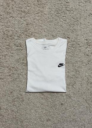 Футболка nike белая