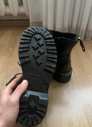 Чоботи dr. martens чорні на платформі 6