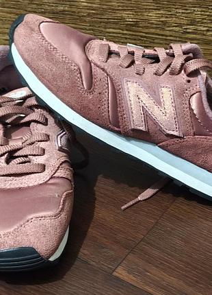 New balance кроссовки 373 в цвете темно-розовый / бордовый