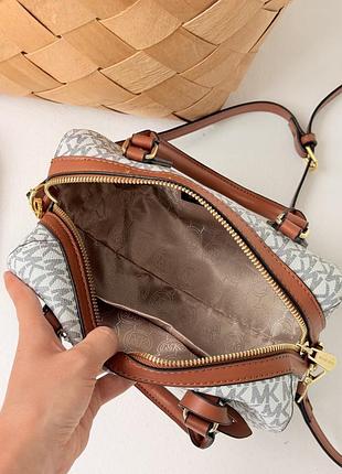 Сумка michael kors hayes duffle 3