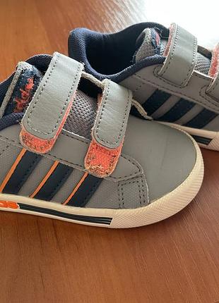 Кросівки дитячі adidas сірі, 21 розмір