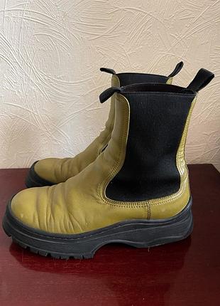 Женские кожаные ботинки arket rugged sole leather boots, p. 37