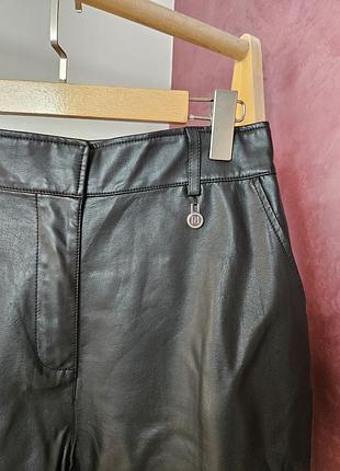 Жіночі чорні кюлоти river island зі штучної шкіри