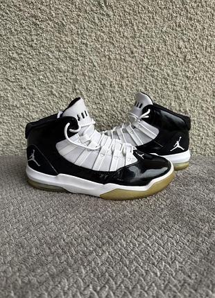 Кросівки nike air jordan max aura
