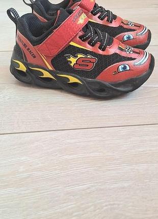 Кросівки на хлопчика р-р 25 skechers hot lights thermo flash