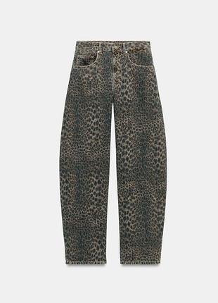 Оригінальні джинси trf barrell fit з тваринним принтом з нової колекції zara new original.