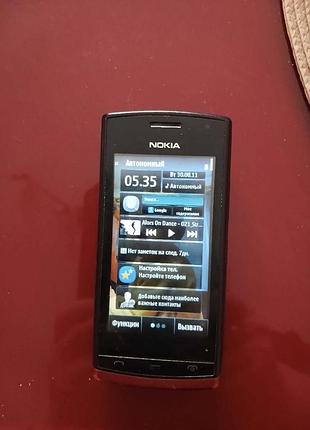 Телефон - nokia 500