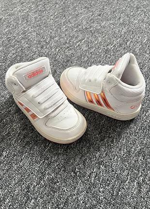 Кросівки для дітей adidas