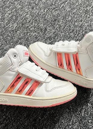 Кросівки для дітей adidas 4