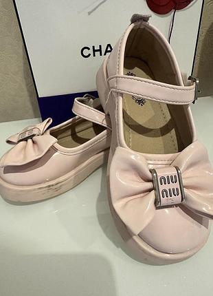 Туфлі для дівчинки miu miu рожеві