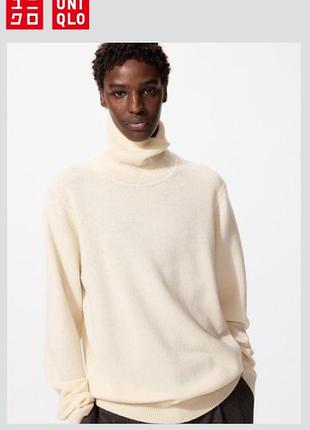 Светр з вовни uniqlo