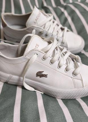 Женские кожаные кроссовки lacoste 2