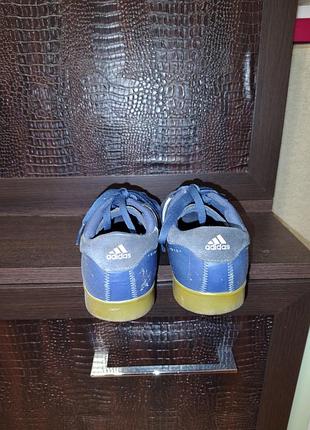 Кроссовки adidas 4