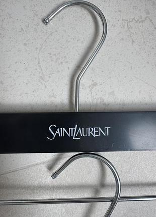 Вішалки saint laurent для одягу 3
