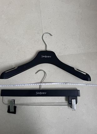 Вішалки saint laurent для одягу 7