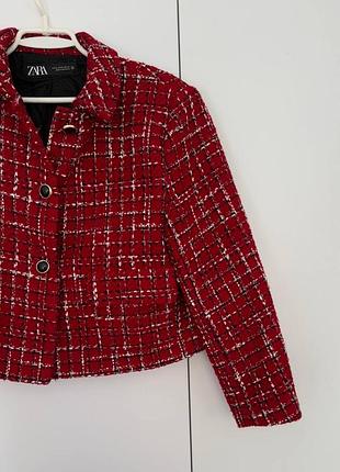 Жіночий укорочений твідовий піджак zara червоний у клітинку