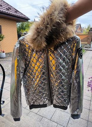 Куртка жіноча philipp plein бомбер срібляста стьобана з хутром єнота розмір m
