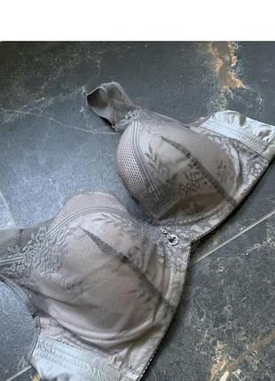 Бюстгальтер жіночий сірого кольору