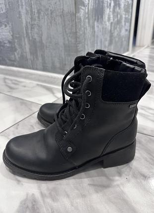 Черевики жіночі clark’s gore-tex чорні