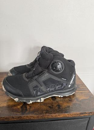 Дитячі демісезонні черевики adidas terrex, р. 35 (уст 22,5 см)