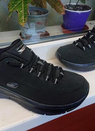 Легкі та дуже комфортні нові кросівки " skechers ® arch fit"!. оригінал. 40 р.