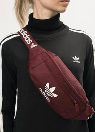 Бананка adidas burgundy colour