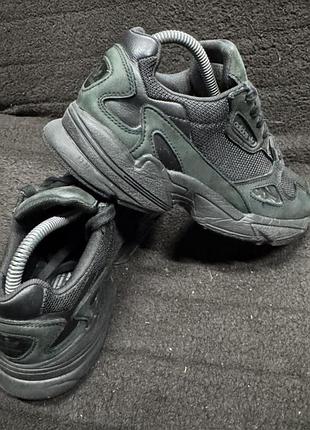 Кроссовки adidas, 39р.