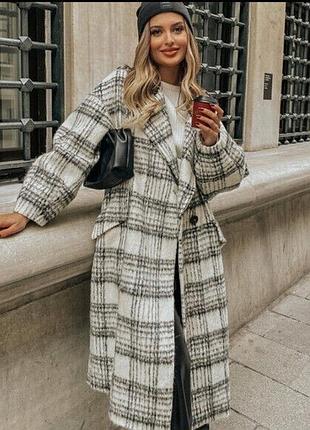 Пальто жіноче zara вовняне у клітинку