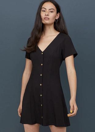 Чорна сукня з ґудзиками h&m (xxs / xs / eur 32)