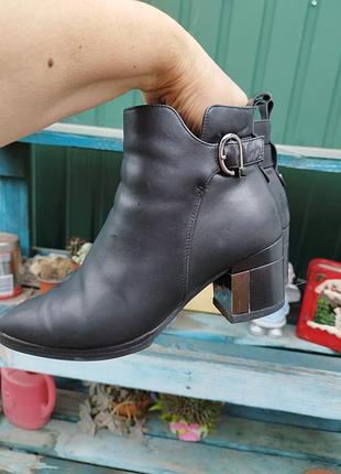 Зимові шкіряні ботильйони черевики bonetti (натуральне хутро), р. 38