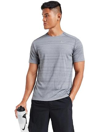 Мужская спортивная беговая футболка nike dri-fit 1.0 grey miler running t shirt. s