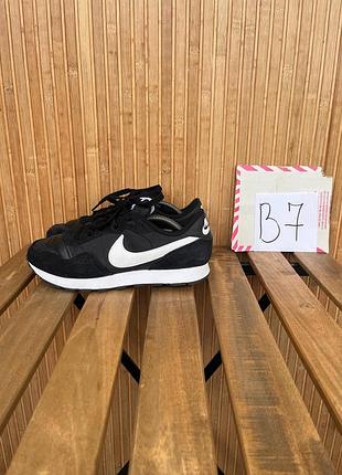 Кросівки nike md valiant
