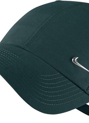 Чоловіча кепка nike one size в гарному стані