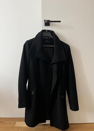 Жіноче пальто benetton 7
