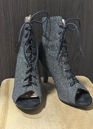 Жіночі блискучі туфлі high heels для танців